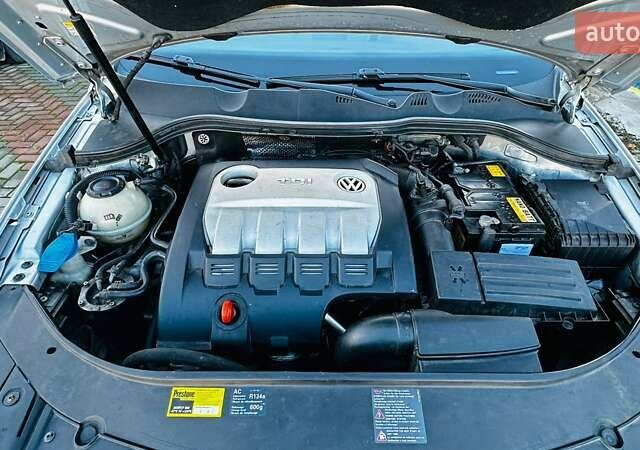 Серый Фольксваген Пассат, объемом двигателя 2 л и пробегом 204 тыс. км за 8500 $, фото 6 на Automoto.ua