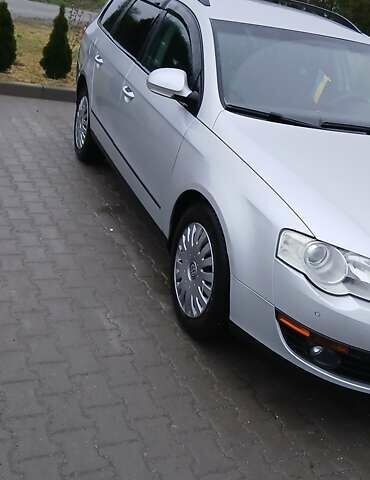 Серый Фольксваген Пассат, объемом двигателя 1.97 л и пробегом 240 тыс. км за 6800 $, фото 1 на Automoto.ua