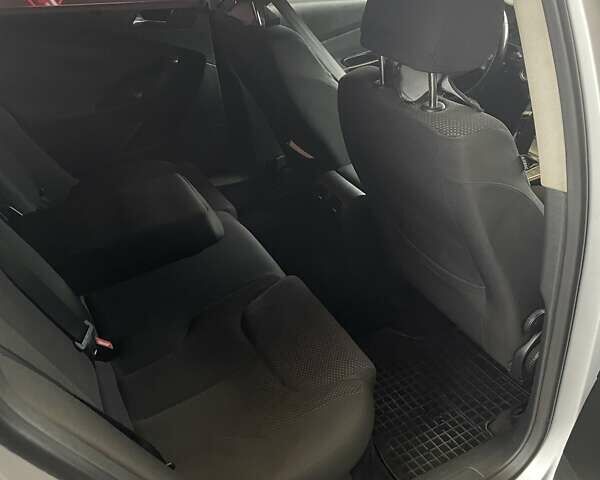 Сірий Фольксваген Пассат, об'ємом двигуна 1.9 л та пробігом 310 тис. км за 5500 $, фото 9 на Automoto.ua