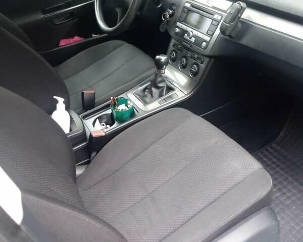 Серый Фольксваген Пассат, объемом двигателя 1.9 л и пробегом 266 тыс. км за 7000 $, фото 3 на Automoto.ua