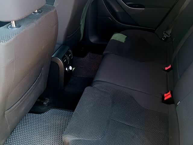 Серый Фольксваген Пассат, объемом двигателя 2 л и пробегом 320 тыс. км за 6500 $, фото 4 на Automoto.ua