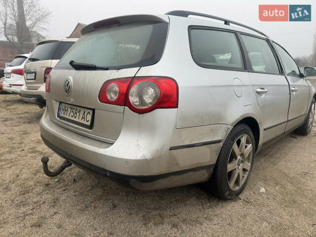 Серый Фольксваген Пассат, объемом двигателя 1.97 л и пробегом 200 тыс. км за 1600 $, фото 12 на Automoto.ua