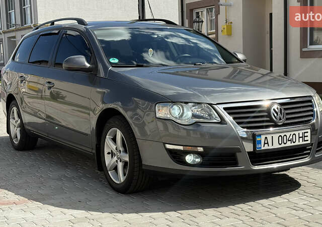 Сірий Фольксваген Пассат, об'ємом двигуна 1.6 л та пробігом 253 тис. км за 6300 $, фото 36 на Automoto.ua