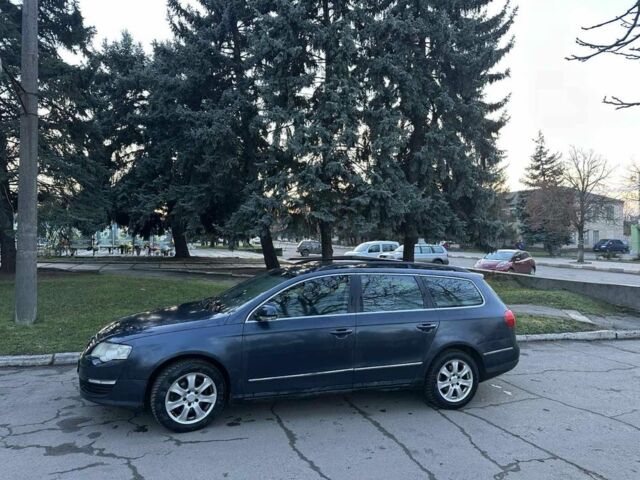 Серый Фольксваген Пассат, объемом двигателя 1.9 л и пробегом 380 тыс. км за 2550 $, фото 2 на Automoto.ua