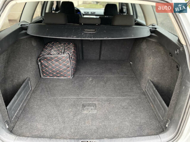 Сірий Фольксваген Пассат, об'ємом двигуна 2 л та пробігом 247 тис. км за 4599 $, фото 48 на Automoto.ua