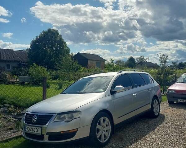 Серый Фольксваген Пассат, объемом двигателя 2 л и пробегом 250 тыс. км за 5300 $, фото 12 на Automoto.ua