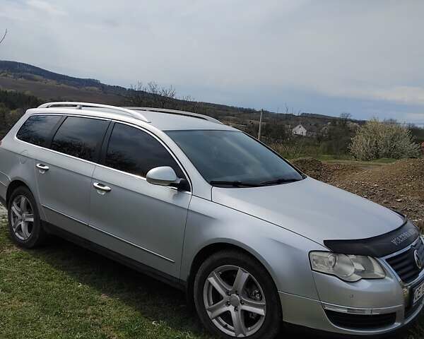 Серый Фольксваген Пассат, объемом двигателя 1.9 л и пробегом 320 тыс. км за 5200 $, фото 1 на Automoto.ua