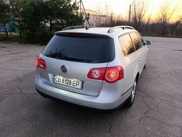 Серый Фольксваген Пассат, объемом двигателя 2 л и пробегом 280 тыс. км за 5000 $, фото 4 на Automoto.ua