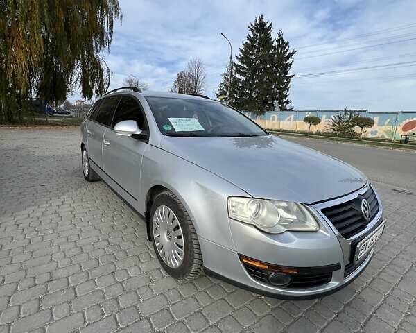 Серый Фольксваген Пассат, объемом двигателя 1.97 л и пробегом 280 тыс. км за 5950 $, фото 3 на Automoto.ua