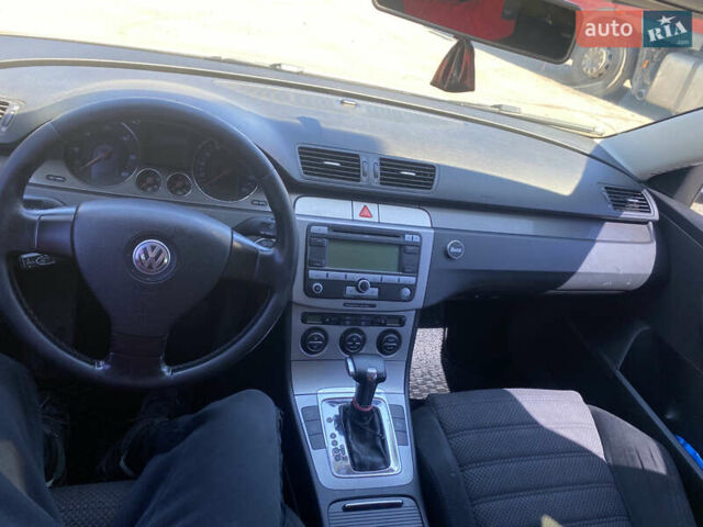 Фольксваген Пассат 2007 у Львові на Automoto.ua Сірий Фольксваген Пассат, об'ємом двигуна 1.97 л та пробігом 337 тис. км за 6300 $, фото 18 на Automoto.ua