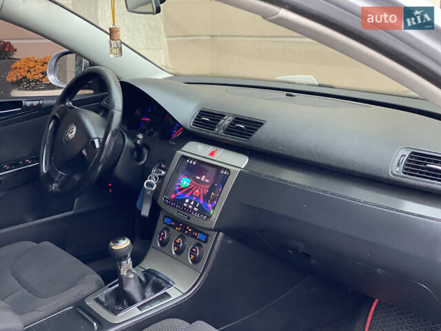 Сірий Фольксваген Пассат, об'ємом двигуна 2 л та пробігом 247 тис. км за 4599 $, фото 31 на Automoto.ua