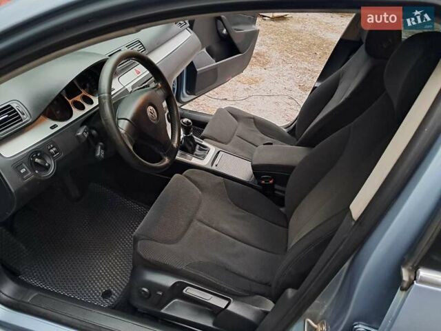 Серый Фольксваген Пассат, объемом двигателя 1.97 л и пробегом 245 тыс. км за 6700 $, фото 20 на Automoto.ua