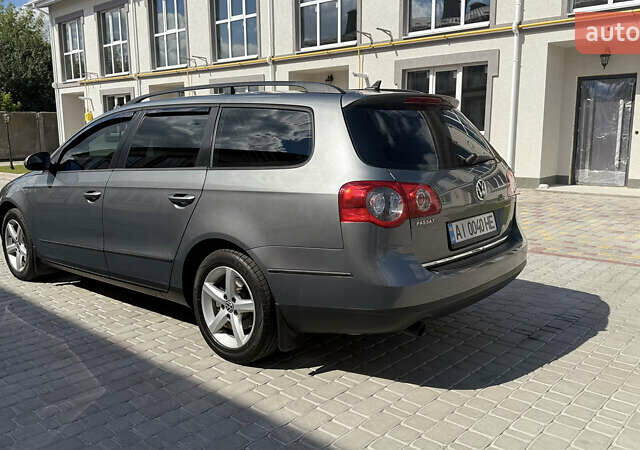 Сірий Фольксваген Пассат, об'ємом двигуна 1.6 л та пробігом 253 тис. км за 6300 $, фото 5 на Automoto.ua