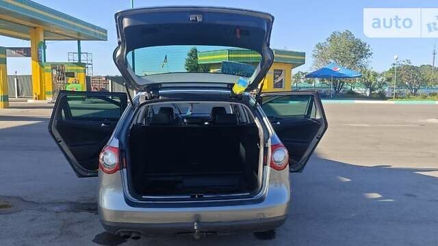 Серый Фольксваген Пассат, объемом двигателя 1.97 л и пробегом 234 тыс. км за 6800 $, фото 16 на Automoto.ua