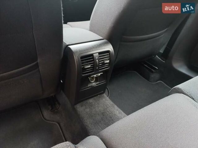 Сірий Фольксваген Пассат, об'ємом двигуна 1.6 л та пробігом 188 тис. км за 7700 $, фото 12 на Automoto.ua