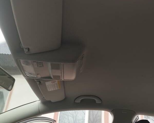 Серый Фольксваген Пассат, объемом двигателя 1.6 л и пробегом 243 тыс. км за 7800 $, фото 85 на Automoto.ua