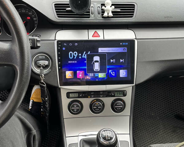 Серый Фольксваген Пассат, объемом двигателя 1.9 л и пробегом 215 тыс. км за 6700 $, фото 6 на Automoto.ua