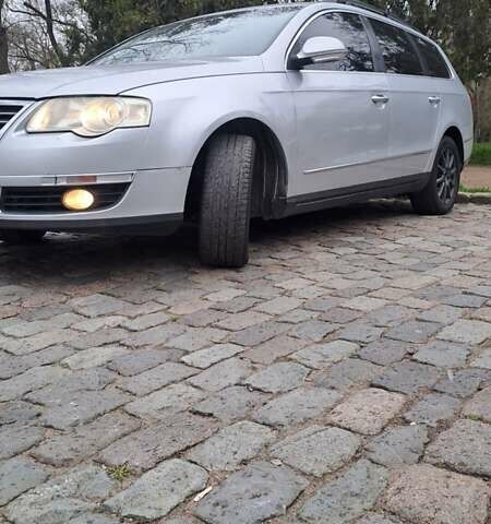 Серый Фольксваген Пассат, объемом двигателя 1.97 л и пробегом 400 тыс. км за 5999 $, фото 11 на Automoto.ua