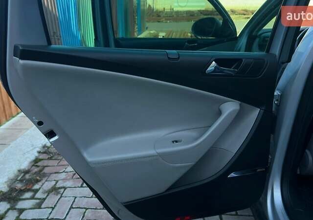 Серый Фольксваген Пассат, объемом двигателя 2 л и пробегом 204 тыс. км за 8500 $, фото 69 на Automoto.ua