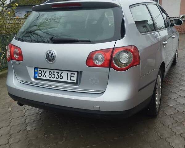 Серый Фольксваген Пассат, объемом двигателя 1.6 л и пробегом 243 тыс. км за 7800 $, фото 7 на Automoto.ua