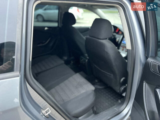 Серый Фольксваген Пассат, объемом двигателя 2 л и пробегом 490 тыс. км за 3999 $, фото 9 на Automoto.ua