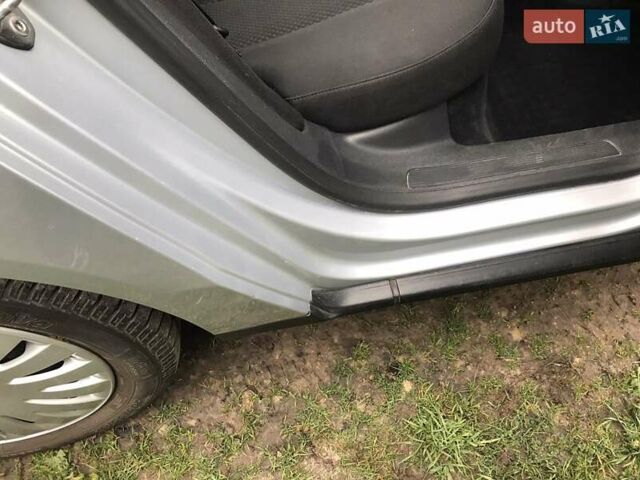 Серый Фольксваген Пассат, объемом двигателя 1.97 л и пробегом 266 тыс. км за 6500 $, фото 32 на Automoto.ua