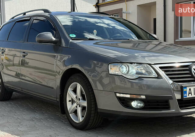 Сірий Фольксваген Пассат, об'ємом двигуна 1.6 л та пробігом 253 тис. км за 6300 $, фото 35 на Automoto.ua