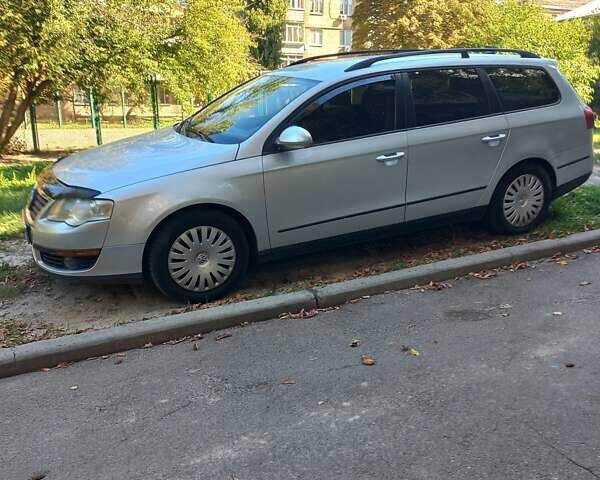 Фольксваген Пассат 2007 у Києві на Automoto.ua Сірий Фольксваген Пассат, об'ємом двигуна 1.97 л та пробігом 230 тис. км за 5800 $, фото 3 на Automoto.ua