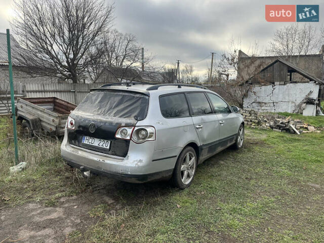 Сірий Фольксваген Пассат, об'ємом двигуна 1.9 л та пробігом 200 тис. км за 1700 $, фото 3 на Automoto.ua