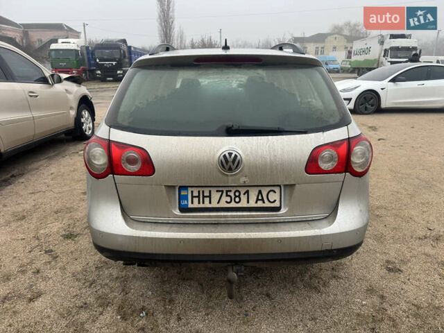 Серый Фольксваген Пассат, объемом двигателя 1.97 л и пробегом 200 тыс. км за 1600 $, фото 4 на Automoto.ua