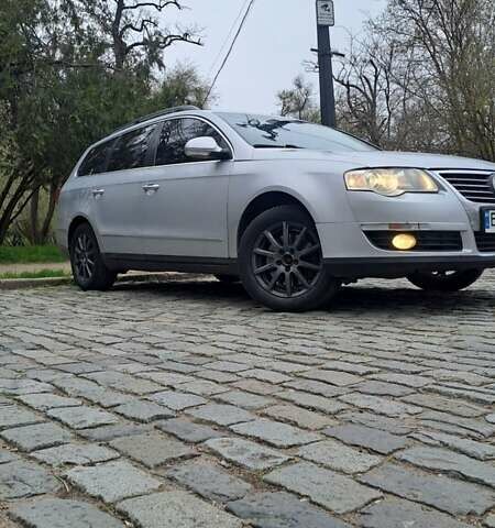 Серый Фольксваген Пассат, объемом двигателя 1.97 л и пробегом 400 тыс. км за 5999 $, фото 10 на Automoto.ua