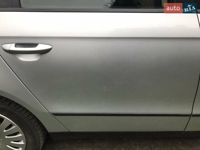 Серый Фольксваген Пассат, объемом двигателя 1.97 л и пробегом 266 тыс. км за 6500 $, фото 26 на Automoto.ua