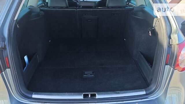 Серый Фольксваген Пассат, объемом двигателя 1.97 л и пробегом 234 тыс. км за 6800 $, фото 4 на Automoto.ua