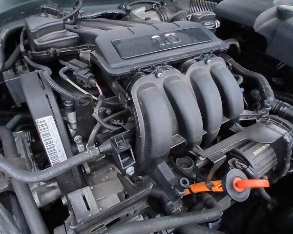 Серый Фольксваген Пассат, объемом двигателя 1.6 л и пробегом 249 тыс. км за 6650 $, фото 9 на Automoto.ua