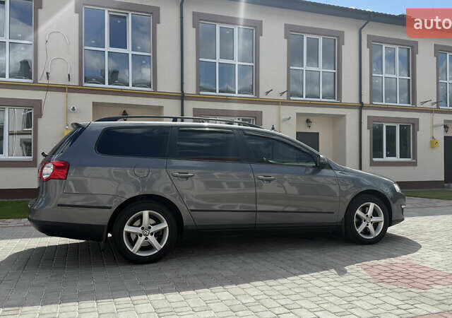 Сірий Фольксваген Пассат, об'ємом двигуна 1.6 л та пробігом 253 тис. км за 6300 $, фото 37 на Automoto.ua