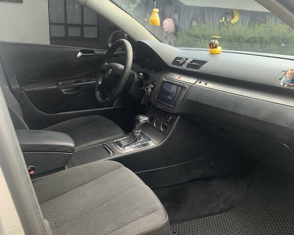 Серый Фольксваген Пассат, объемом двигателя 1.97 л и пробегом 325 тыс. км за 5600 $, фото 5 на Automoto.ua