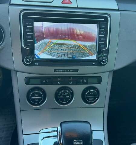 Серый Фольксваген Пассат, объемом двигателя 2 л и пробегом 204 тыс. км за 8500 $, фото 85 на Automoto.ua