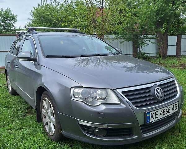 Серый Фольксваген Пассат, объемом двигателя 1.97 л и пробегом 347 тыс. км за 6800 $, фото 1 на Automoto.ua