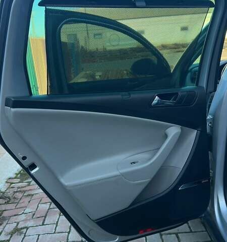 Серый Фольксваген Пассат, объемом двигателя 2 л и пробегом 204 тыс. км за 8500 $, фото 77 на Automoto.ua