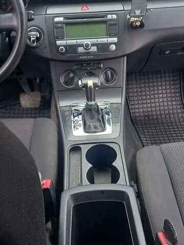 Сірий Фольксваген Пассат, об'ємом двигуна 1.97 л та пробігом 302 тис. км за 6550 $, фото 3 на Automoto.ua