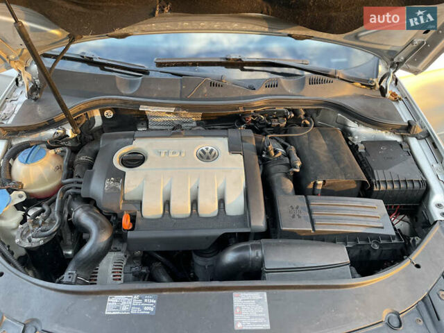 Фольксваген Пассат 2007 у Подільськ (Котовськ) на Automoto.ua Сірий Фольксваген Пассат, об'ємом двигуна 1.97 л та пробігом 315 тис. км за 5900 $, фото 10 на Automoto.ua