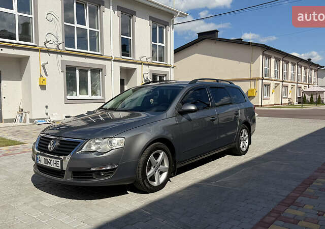 Сірий Фольксваген Пассат, об'ємом двигуна 1.6 л та пробігом 253 тис. км за 6300 $, фото 1 на Automoto.ua