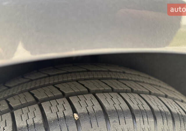 Сірий Фольксваген Пассат, об'ємом двигуна 1.6 л та пробігом 253 тис. км за 6300 $, фото 29 на Automoto.ua