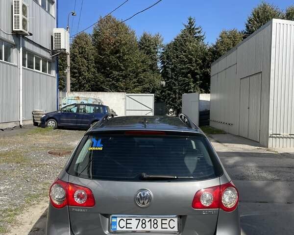 Серый Фольксваген Пассат, объемом двигателя 1.97 л и пробегом 320 тыс. км за 6000 $, фото 2 на Automoto.ua