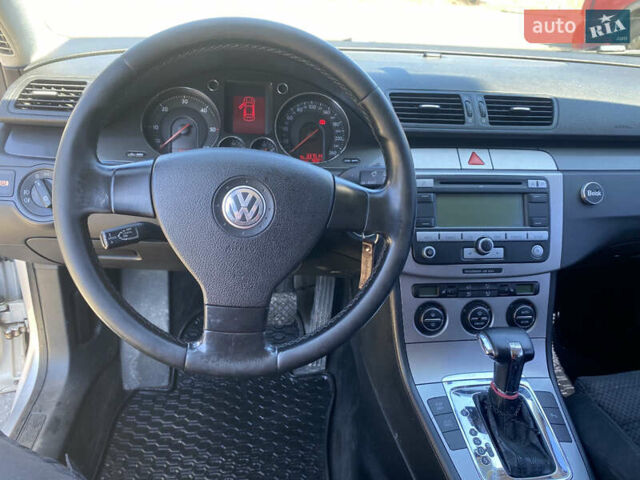 Фольксваген Пассат 2007 у Львові на Automoto.ua Сірий Фольксваген Пассат, об'ємом двигуна 1.97 л та пробігом 337 тис. км за 6300 $, фото 15 на Automoto.ua