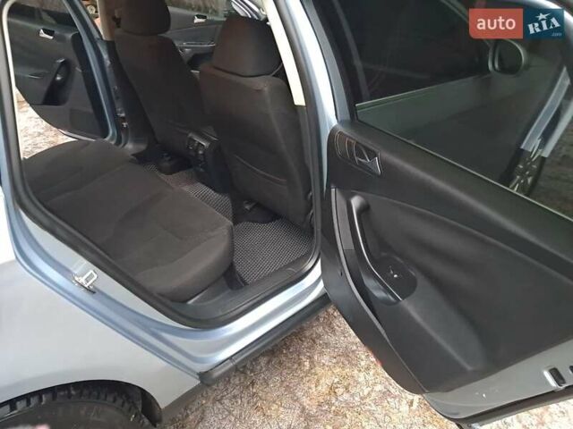 Серый Фольксваген Пассат, объемом двигателя 1.97 л и пробегом 245 тыс. км за 6700 $, фото 30 на Automoto.ua