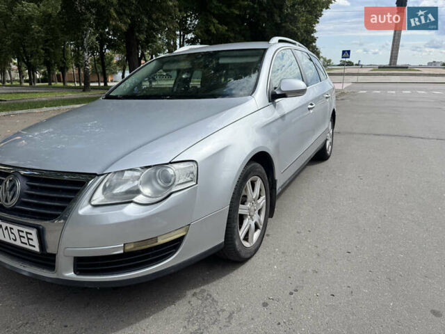 Серый Фольксваген Пассат, объемом двигателя 1.97 л и пробегом 292 тыс. км за 6200 $, фото 4 на Automoto.ua