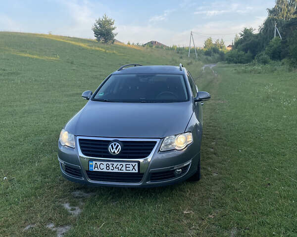 Серый Фольксваген Пассат, объемом двигателя 1.97 л и пробегом 382 тыс. км за 6399 $, фото 8 на Automoto.ua