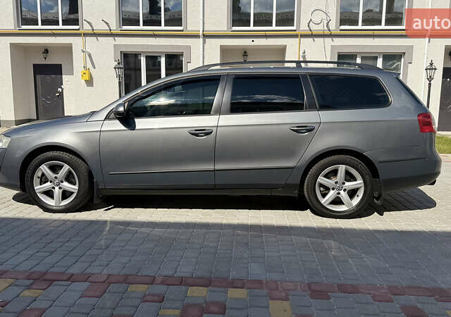 Сірий Фольксваген Пассат, об'ємом двигуна 1.6 л та пробігом 253 тис. км за 6300 $, фото 4 на Automoto.ua