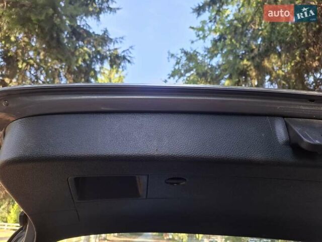 Серый Фольксваген Пассат, объемом двигателя 1.6 л и пробегом 156 тыс. км за 7800 $, фото 13 на Automoto.ua